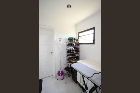 Apartamento à venda com 213m², 3 quartos e 3 vagasQuarto de Serviço