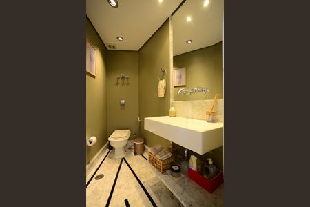 Apartamento à venda com 213m², 3 quartos e 3 vagasLavabo