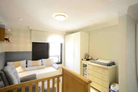 Apartamento à venda com 213m², 3 quartos e 3 vagasSuíte 2