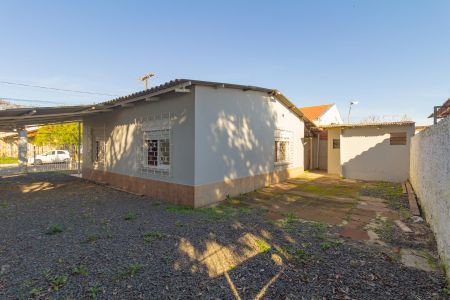 Casa à venda com 86m², 3 quartos e sem vaga Casa à venda com 86m², 3 quartos e sem vagaQuintal