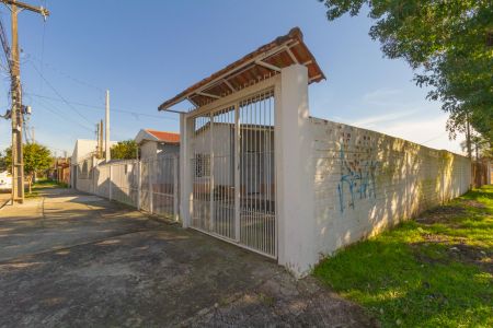 Casa à venda com 86m², 3 quartos e sem vaga Casa à venda com 86m², 3 quartos e sem vagaVista da Rua