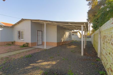 Casa à venda com 86m², 3 quartos e sem vaga Casa à venda com 86m², 3 quartos e sem vagaFachada