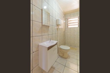 Casa à venda com 86m², 3 quartos e sem vaga Casa à venda com 86m², 3 quartos e sem vagaBanheiro