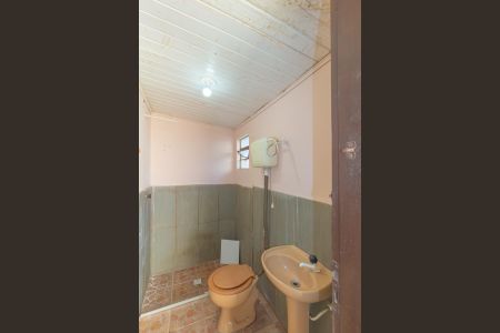 Casa à venda com 86m², 3 quartos e sem vaga Casa à venda com 86m², 3 quartos e sem vagaBanheiro de serviço