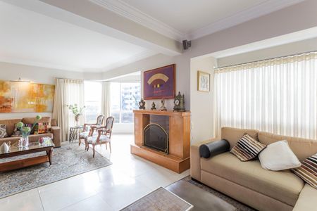 Apartamento para alugar com 177m², 3 quartos e 2 vagasSala