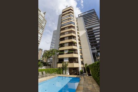 Apartamento para alugar com 177m², 3 quartos e 2 vagasFachada