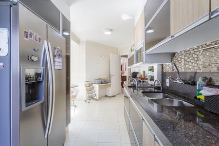 Apartamento para alugar com 177m², 3 quartos e 2 vagasCozinha