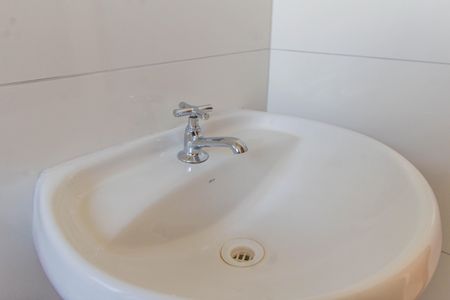 Apartamento para alugar com 55m², 2 quartos e sem vagaBanheiro