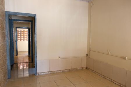 Casa à venda com 146m², 2 quartos e 2 vagassala