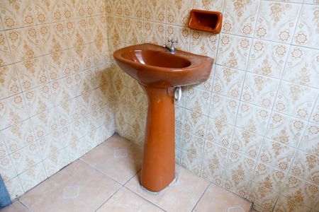 Casa à venda com 146m², 2 quartos e 2 vagasBanheiro