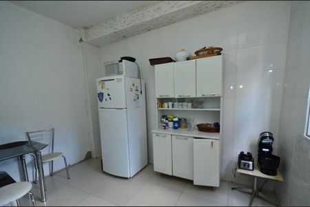 Casa à venda com 400m², 2 quartos e 1 vaga Casa à venda com 400m², 2 quartos e 1 vagaCozinha (casa 2)