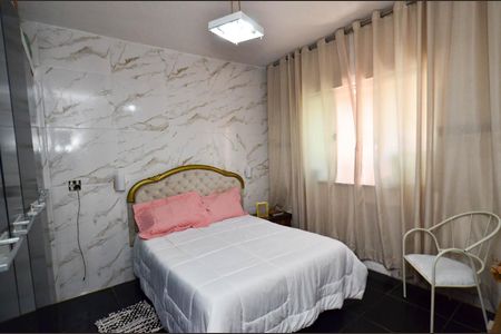 Casa à venda com 400m², 2 quartos e 1 vaga Casa à venda com 400m², 2 quartos e 1 vagaQuarto 1