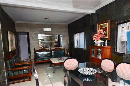 Casa à venda com 400m², 2 quartos e 1 vaga Casa à venda com 400m², 2 quartos e 1 vagaSala