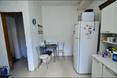 Casa à venda com 400m², 2 quartos e 1 vaga Casa à venda com 400m², 2 quartos e 1 vagaCozinha (casa 2)