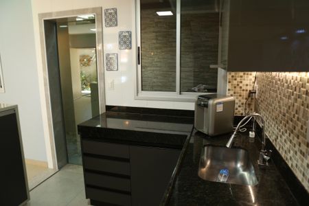 Casa à venda com 162m², 3 quartos e 2 vagasCozinha