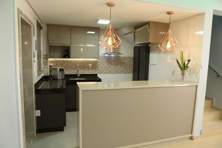 Casa à venda com 162m², 3 quartos e 2 vagasCozinha