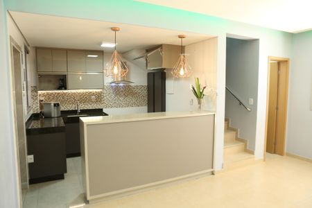 Casa à venda com 162m², 3 quartos e 2 vagasSala