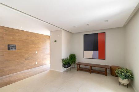 Apartamento à venda com 57m², 2 quartos e 1 vagaÁrea comum - Hall social