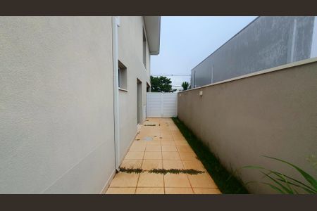 Casa de condomínio para alugar com 252m², 4 quartos e 6 vagas Casa de condomínio para alugar com 252m², 4 quartos e 6 vagasÁrea de Serviço