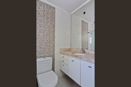 Apartamento à venda com 105m², 3 quartos e 2 vagasBanheiro da Suíte