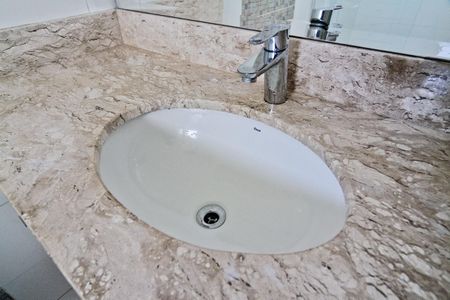 Apartamento à venda com 105m², 3 quartos e 2 vagasBanheiro da Suíte