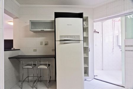 Apartamento à venda com 105m², 3 quartos e 2 vagasCozinha