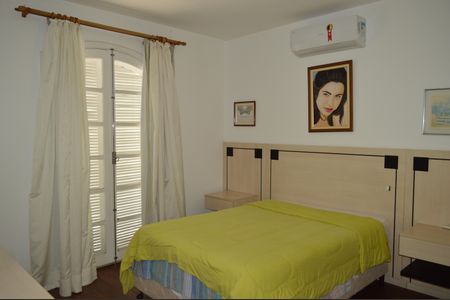 Casa à venda com 630m², 5 quartos e 6 vagasSuíte 1