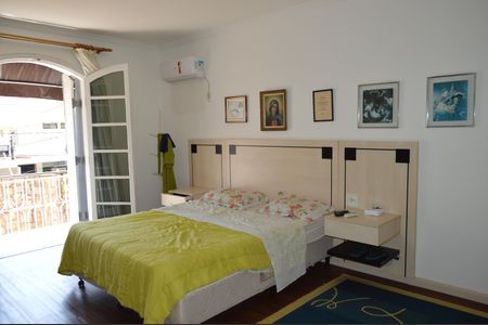 Casa à venda com 630m², 5 quartos e 6 vagasSuíte 12