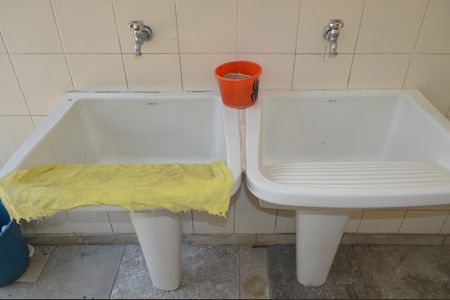 Casa à venda com 630m², 5 quartos e 6 vagasÁrea de Serviço