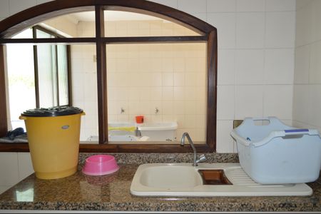 Casa à venda com 630m², 5 quartos e 6 vagasÁrea de Serviço