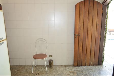 Casa à venda com 630m², 5 quartos e 6 vagasÁrea de Serviço