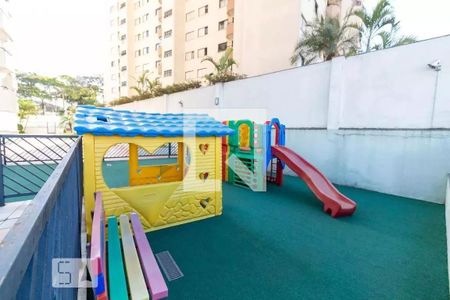 Apartamento à venda com 81m², 3 quartos e 2 vagas Apartamento à venda com 81m², 3 quartos e 2 vagasPlayground