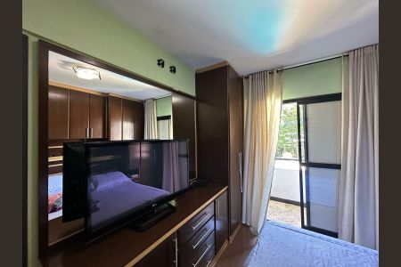 Apartamento à venda com 81m², 3 quartos e 2 vagas Apartamento à venda com 81m², 3 quartos e 2 vagasSuite