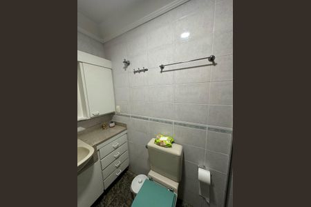 Apartamento à venda com 81m², 3 quartos e 2 vagas Apartamento à venda com 81m², 3 quartos e 2 vagasLavabo 1