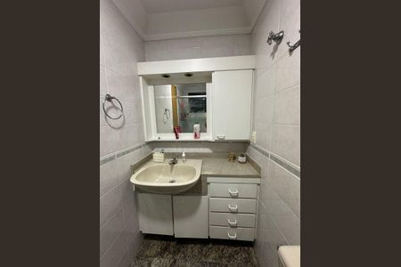 Apartamento à venda com 81m², 3 quartos e 2 vagas Apartamento à venda com 81m², 3 quartos e 2 vagasLavabo 1