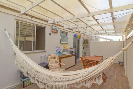 Apartamento para alugar com 100m², 2 quartos e 1 vagavaranda da cozinha