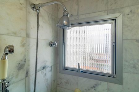 Apartamento à venda com 290m², 4 quartos e 4 vagasBanheiro do Quarto 3