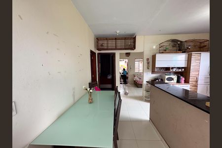 Casa à venda com 80m², 2 quartos e 2 vagas Casa à venda com 80m², 2 quartos e 2 vagasCopa