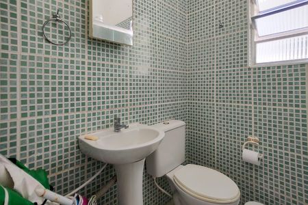 Casa de condomínio para alugar com 85m², 2 quartos e 2 vagasBanheiro