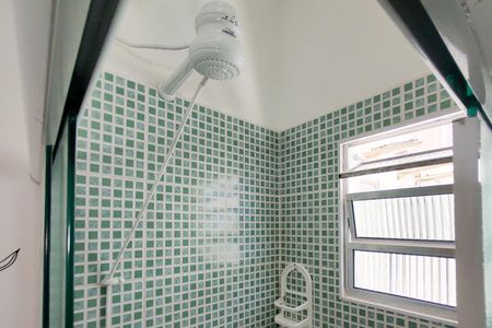 Casa de condomínio para alugar com 85m², 2 quartos e 2 vagasBanheiro da Suíte