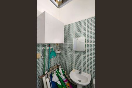 Casa de condomínio para alugar com 85m², 2 quartos e 2 vagasBanheiro