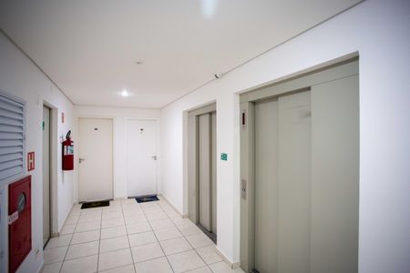 Apartamento à venda com 52m², 2 quartos e 1 vagaHall de entrada