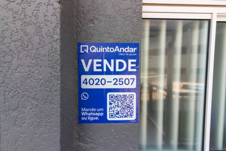 Apartamento à venda com 50m², 2 quartos e 1 vaga Apartamento à venda com 50m², 2 quartos e 1 vagaPlaca de Anuncio