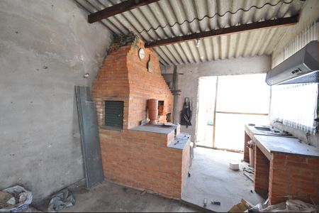 Casa à venda com 280m², 3 quartos e 1 vagaChurrasqueira