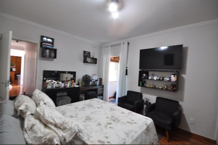 Casa à venda com 280m², 3 quartos e 1 vagaSuíte 2