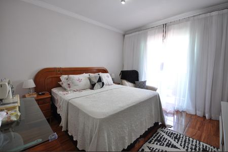 Casa à venda com 280m², 3 quartos e 1 vagaSuíte 1