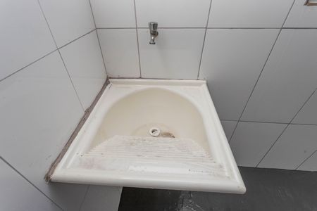 Casa para alugar com 30m², 1 quarto e sem vagaÁrea de serviço