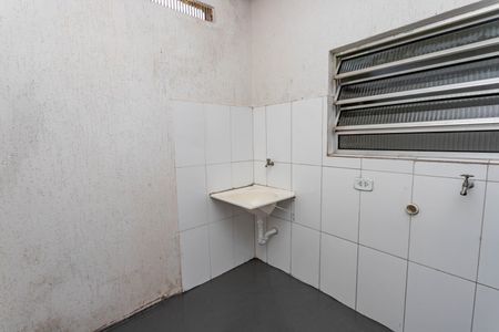 Casa para alugar com 30m², 1 quarto e sem vagaÁrea de serviço