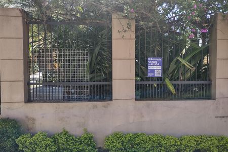 Casa à venda com 382m², 4 quartos e 6 vagasPlaquinha