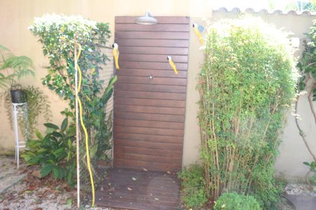 Casa à venda com 382m², 4 quartos e 6 vagasPiscina